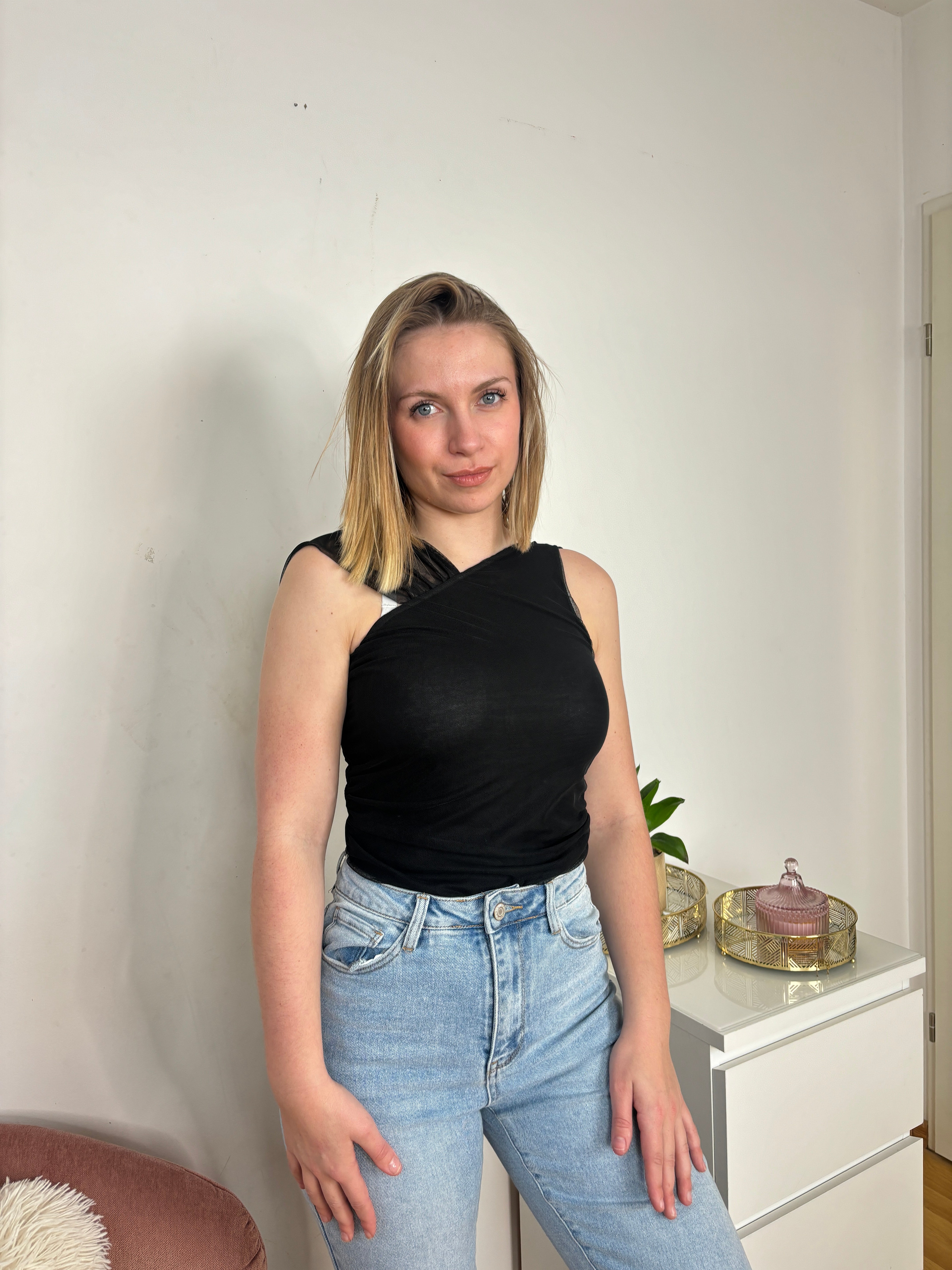BODY EMMY NOIR